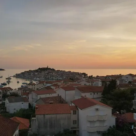 Lucija *