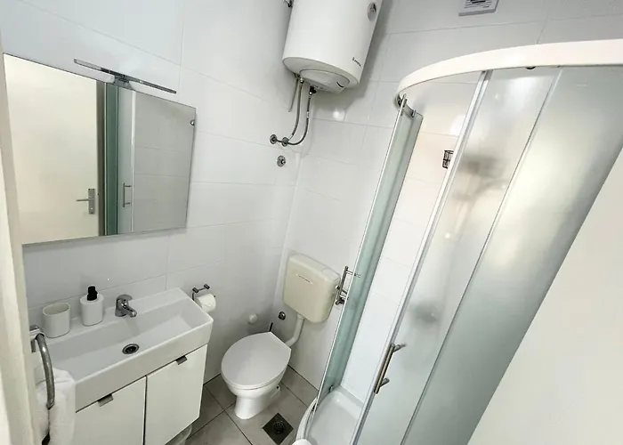 Lucija Apartman Primošten